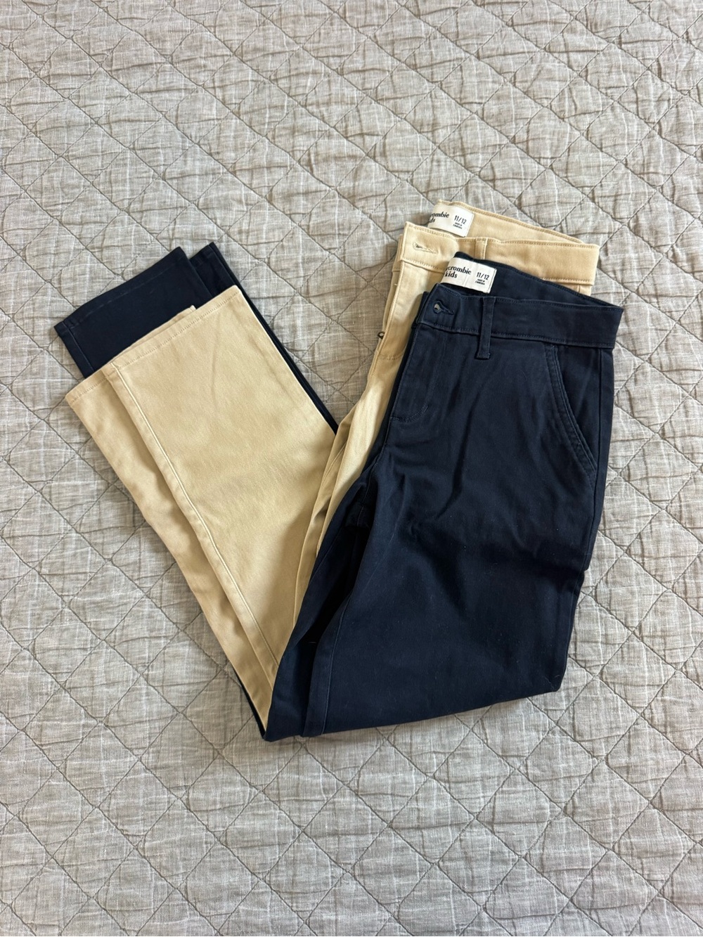 Two-Pack Slim Casual Pants in Navy and Beige